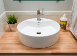 How to properly clean mirrors, Mirror without stains