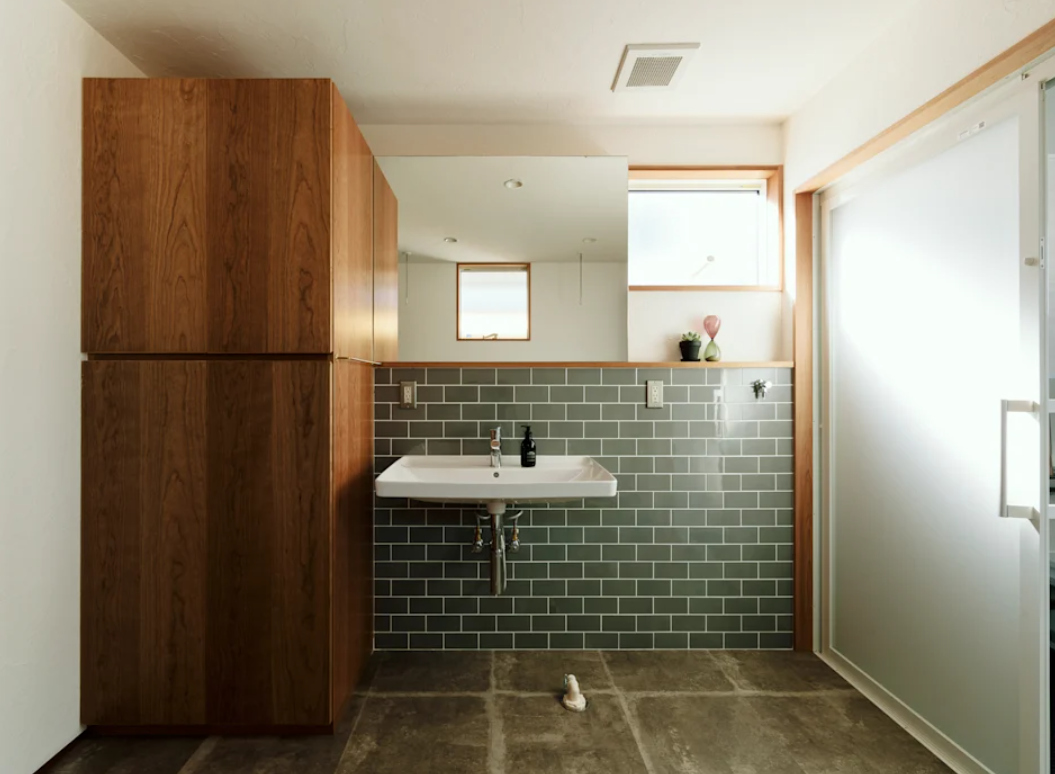 What are the best 9 ideas for a trendy toilet renovation | FortoHome